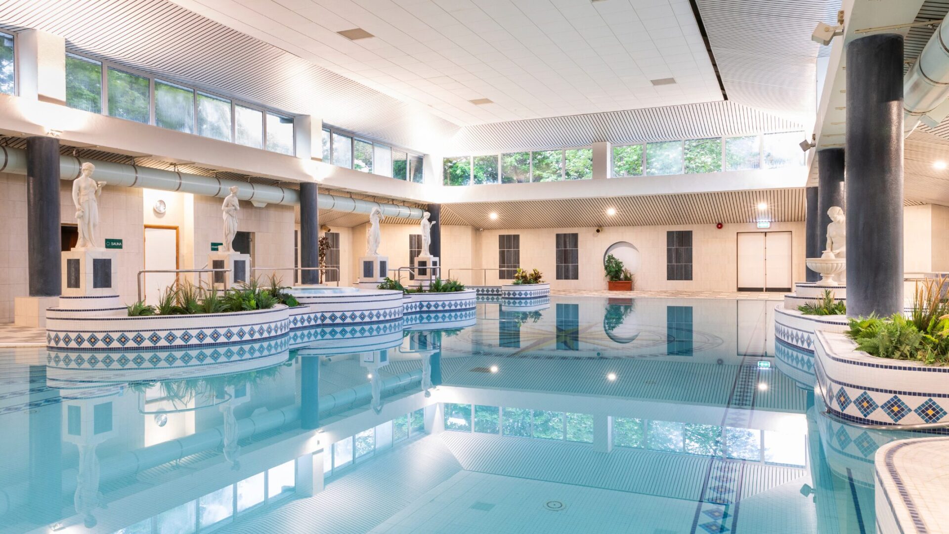 1. Dublin leisure facilities Swimming pool Gym The Grand Hotel in Malahide