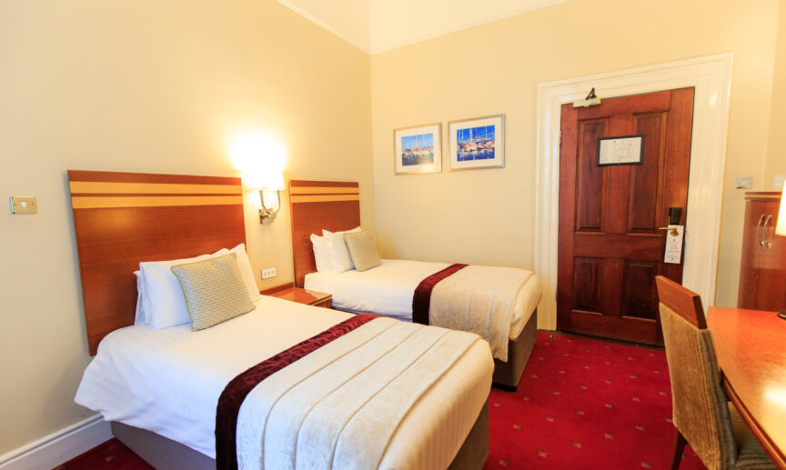 Classic Cosy Twin Room 2