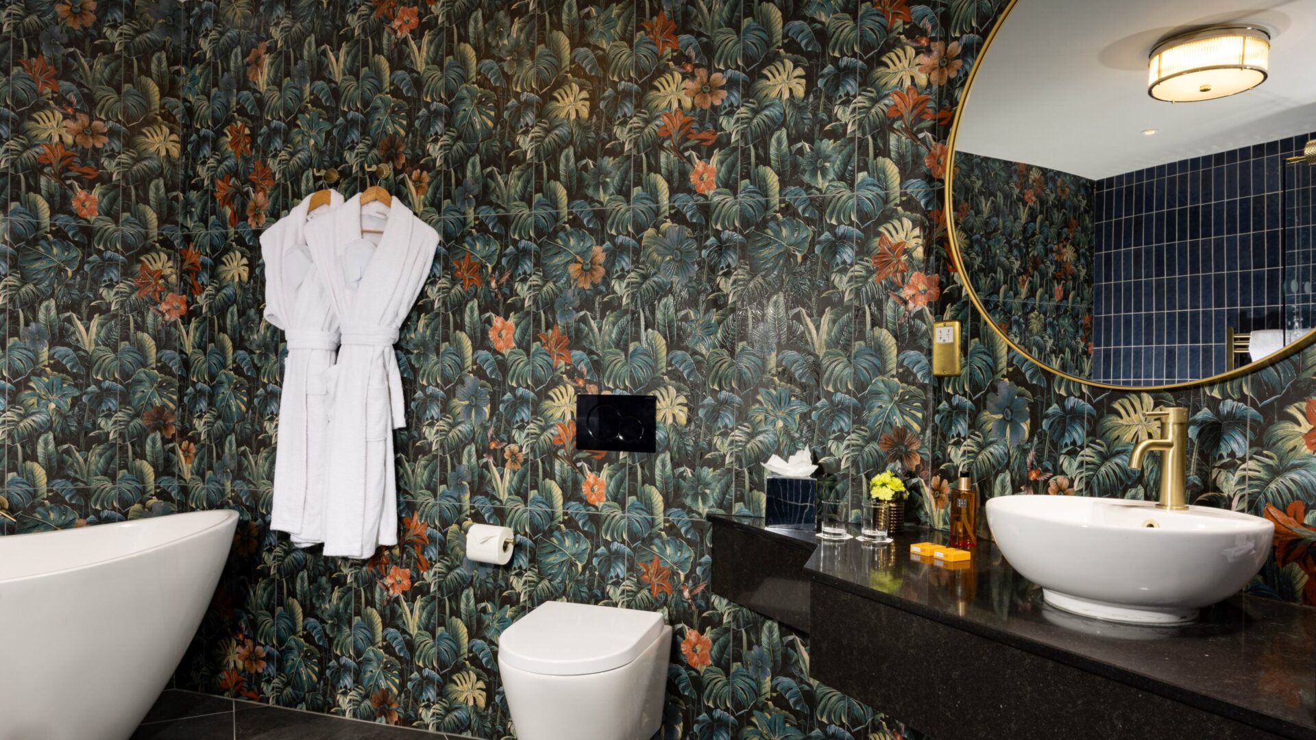 Penthouse Suite Bathroom