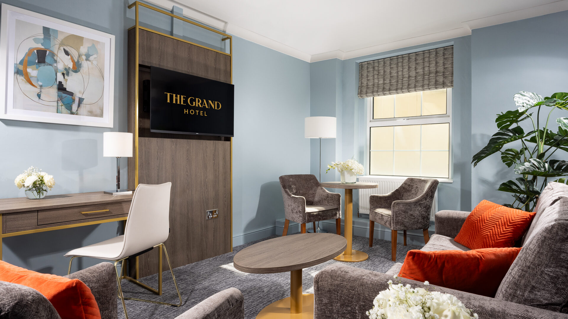 Junior Suite Living Space