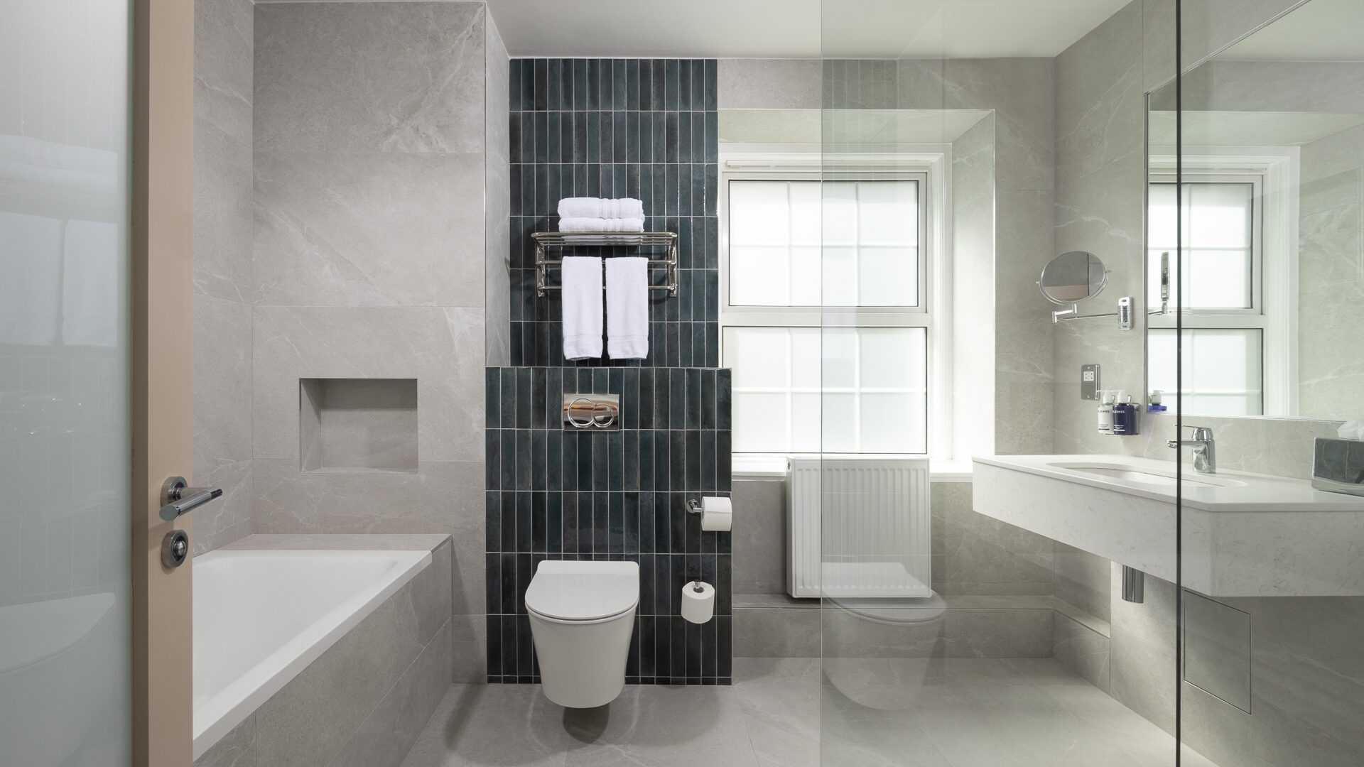 Junior Suite Bathroom