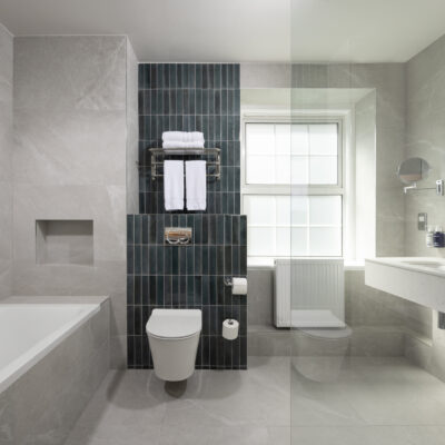 Junior Suite Bathroom
